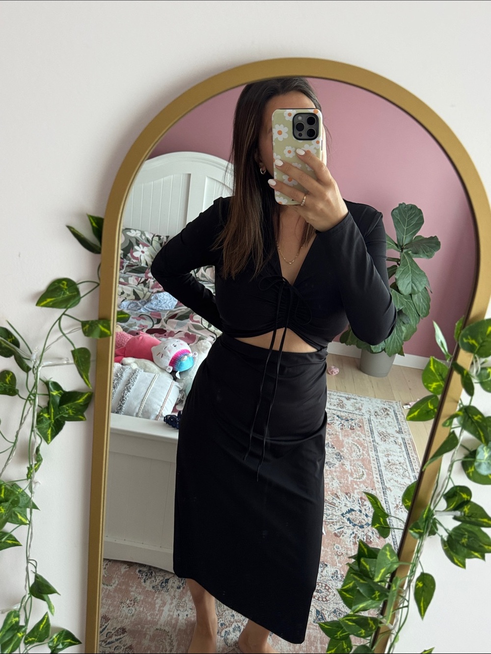 H&M Black Midi Skirt with High Waist Cutout